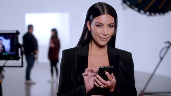 t-mobile-kim-kardashian-selfie